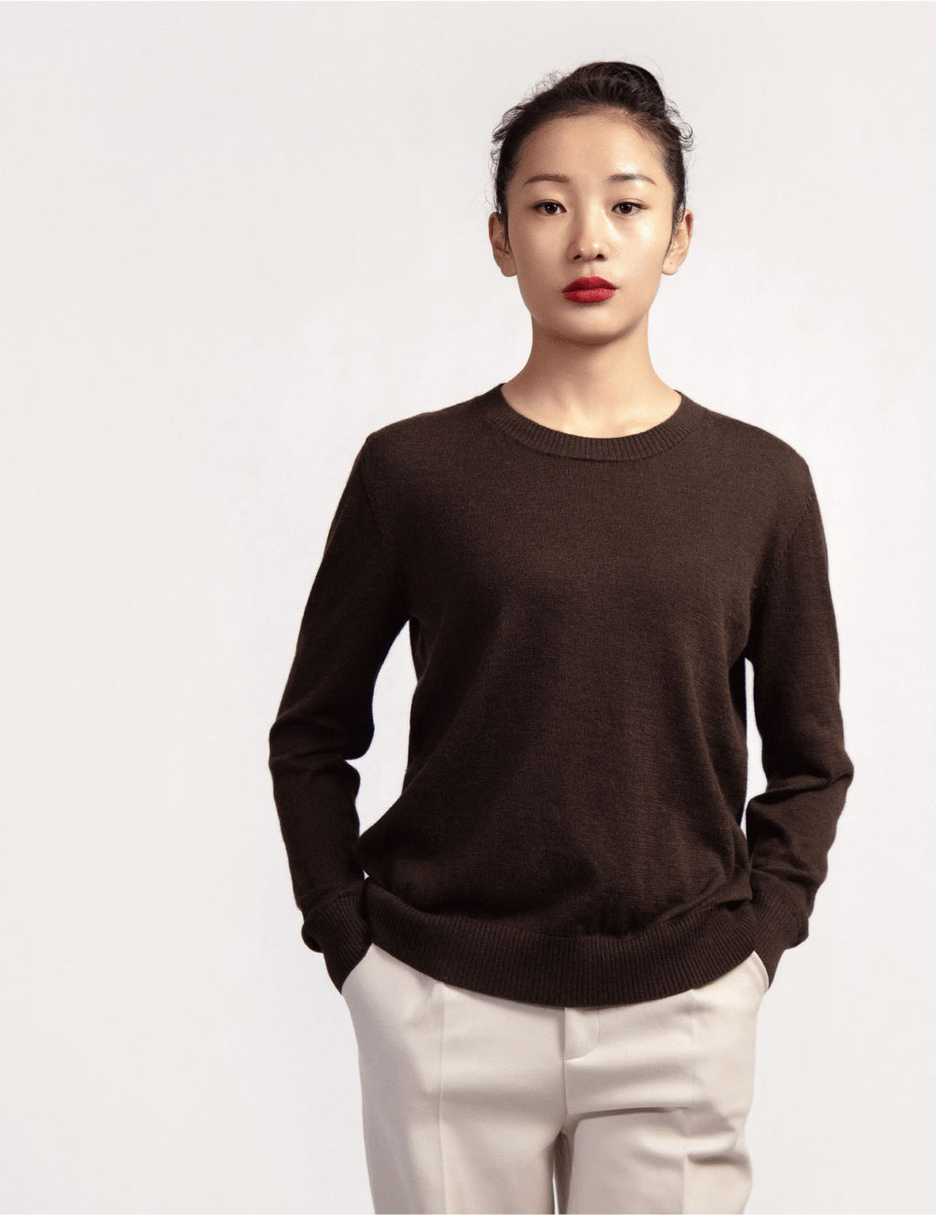 Lady Round Neck
