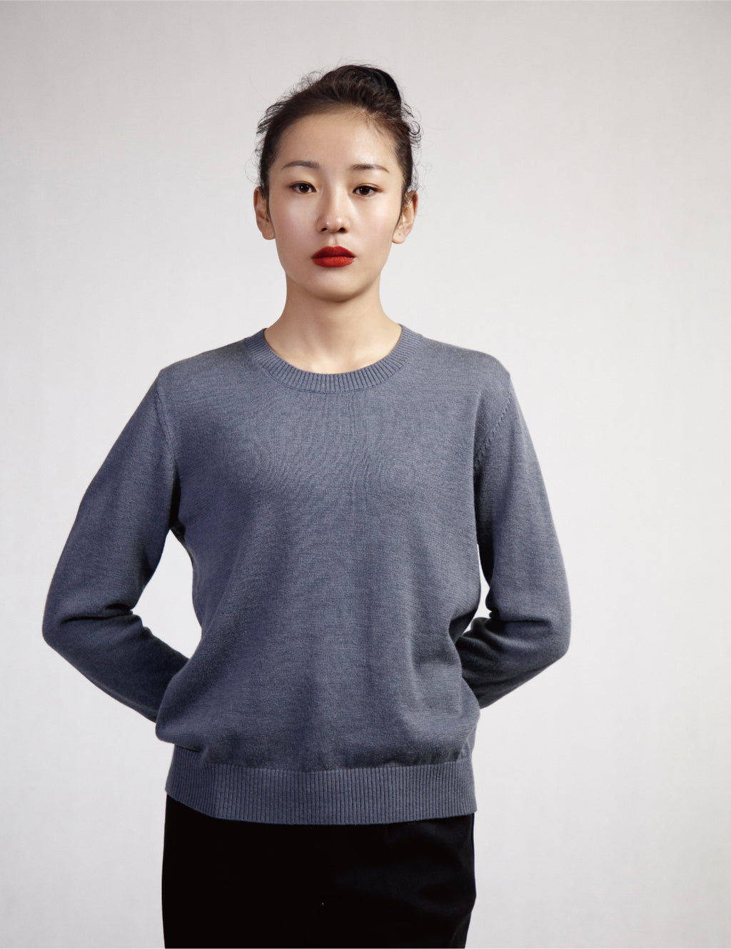 Lady Round Neck