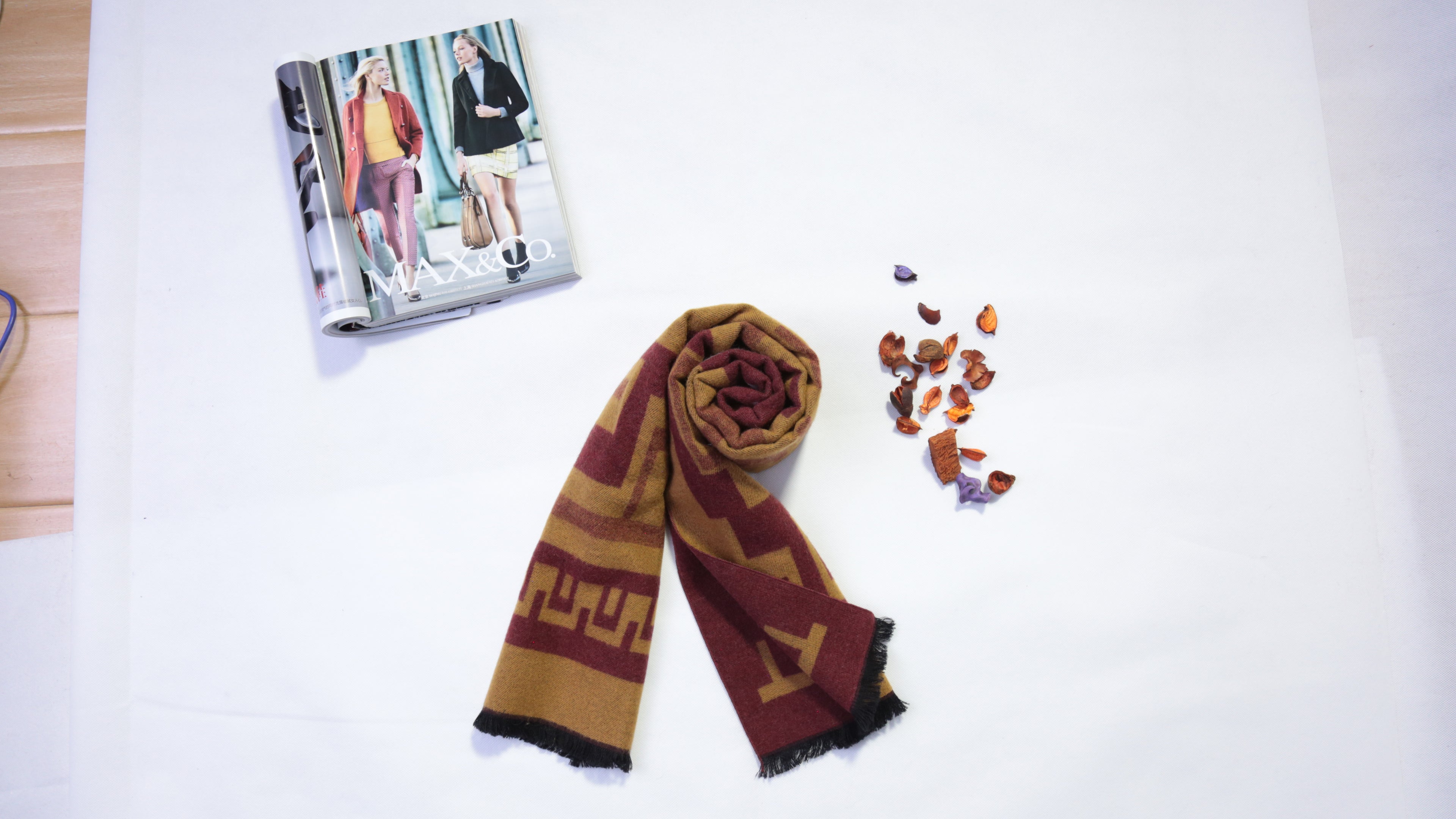 Dynanmie style scarfs
