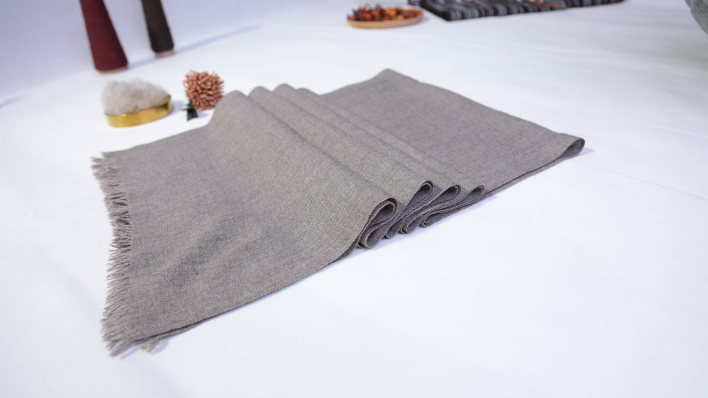 Gents simple scarf