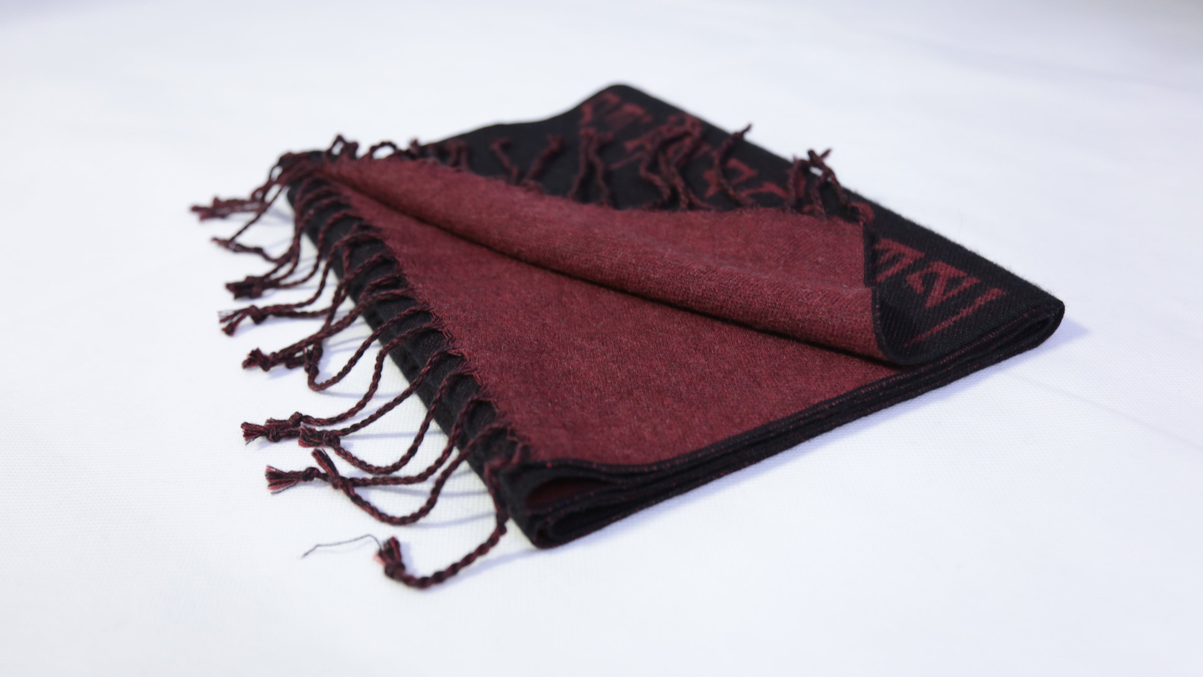 Tashi delek scarf